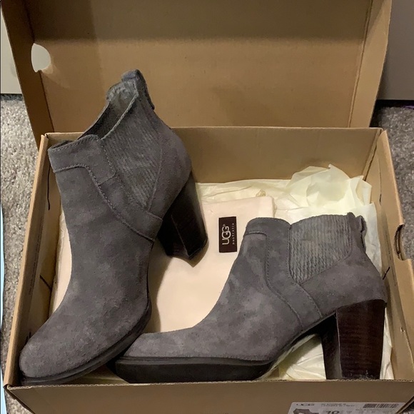UGG Cobie Booties - Picture 5 of 5